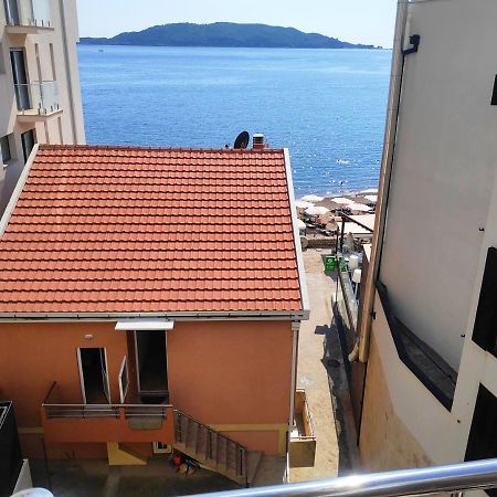 Apartmani Luka - Vila Brzulovic Rafailovići Eksteriør billede